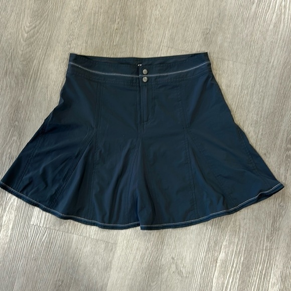 Title nine • swingtastic skort - Picture 1 of 9